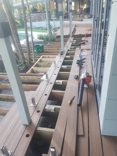 9 colours and 3000 boards Honorwood Composite Deck in stock - Picture 9 of 21