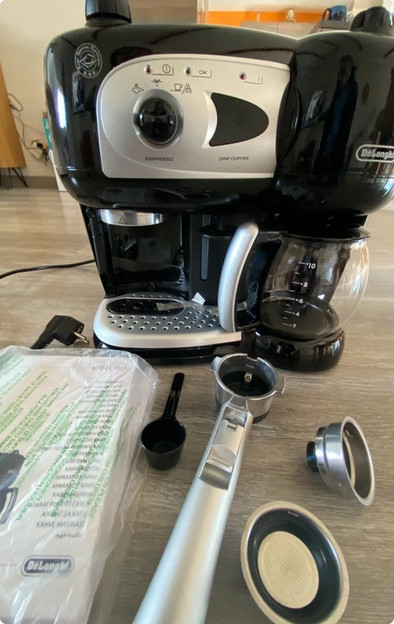 Combiné Expresso Delonghi BCO261B.1 cafetière idéale pour petit-déjeuner