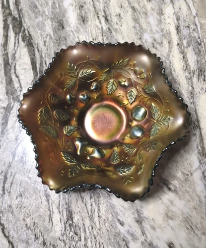 Vintage Northwood Carnival Glass Fruits  Ruffled Bowl 6” Diameter