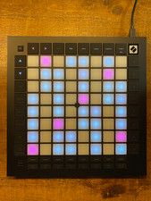 Novation Launchpad Pro MK3 64-pad MIDI Grid Controller
