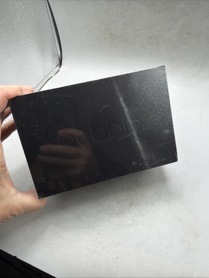 2014 Pebble STEEL 401SL (Black & SIlver) Bluetooth SmartWatch Stainless Band NOS - Image 3 of 4