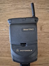 MOTOROLA STARTAC FLIP PHONE WITH LEATHER CASE AND CHARGER BELL ATLANTIC 