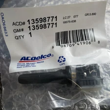 GENUINE TPMS TIRE PRESSURE SENSOR OEM 13598771 For BUICK CADILLAC CHEVROLET
