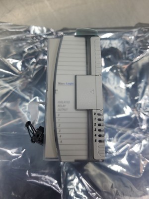 Allen Bradley 1762-OX6I Ser A Rev B 6 Pt. Isolated Relay Output Module.    3E-33