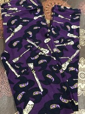 Lularoe L/XL kids Leggings Halloween witch Hat Broom Purple