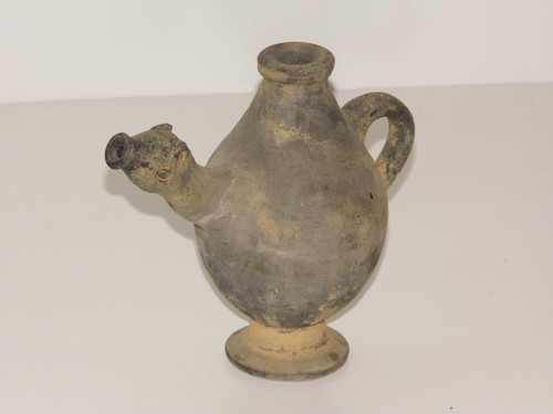 PICHET ANTIQUE FIN 18 / 19 EME TERRE CUITE SUR PIEDOUCHE DECOR CHIMERE TBE RARE - Picture 4 of 5