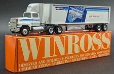 WINROSS TRUCK WARNER LAMBERT EFFERDENT TRACTOR TRAILER DIECAST 1988 (D9)