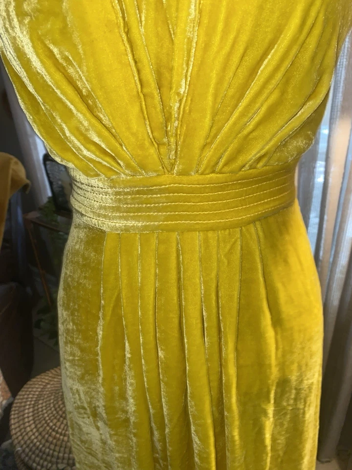 Oscar De La Renta 2019 Resort Gown Runway Sample - Image 4 of 4