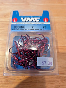 VMC XSTRONG RED TREBLE HOOKS - Size #2 - Red (25/pk) NIP