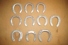 10 echte getragene  *** Aluminium *** Hufeisen ***