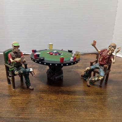 Crypt Poker Collection Lot Of 3: Table & 2 Figures Hamilton Scare Card Halloween
