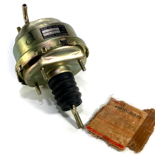 Brake Booster Toyota Corolla 1974-76 KE30 KE36 KE50 RHD 44610-12070 Genuine NOS