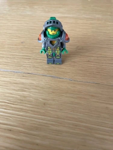 Ultimativer Aaron aus der LEGO Nexo Knights Serie, Set-Nummer 70332.