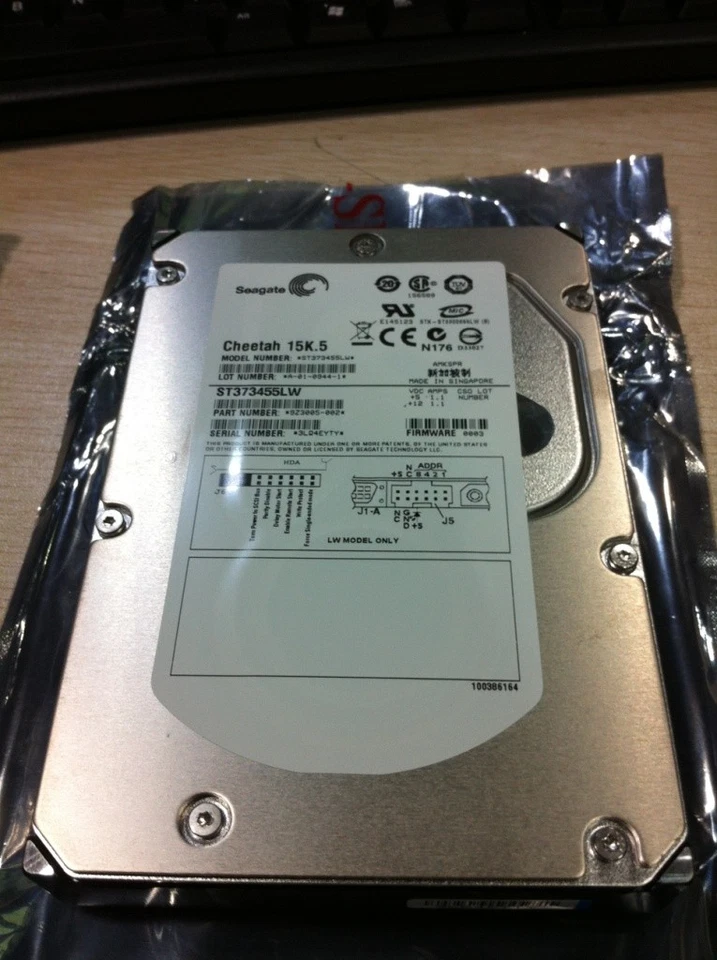 HDD Seagate Cheetah 15K ST373455LW 73Gb 15000RPM SCSI Ultra320 3.5" Hard Drive - Image 2 of 3