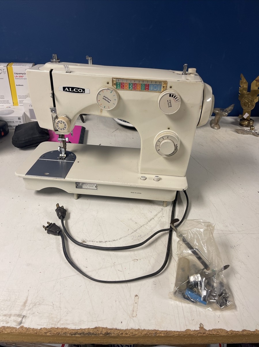 SEWING MACHINE NECCHI-ALCO ALLYN 2200F, JAPAN | eBay