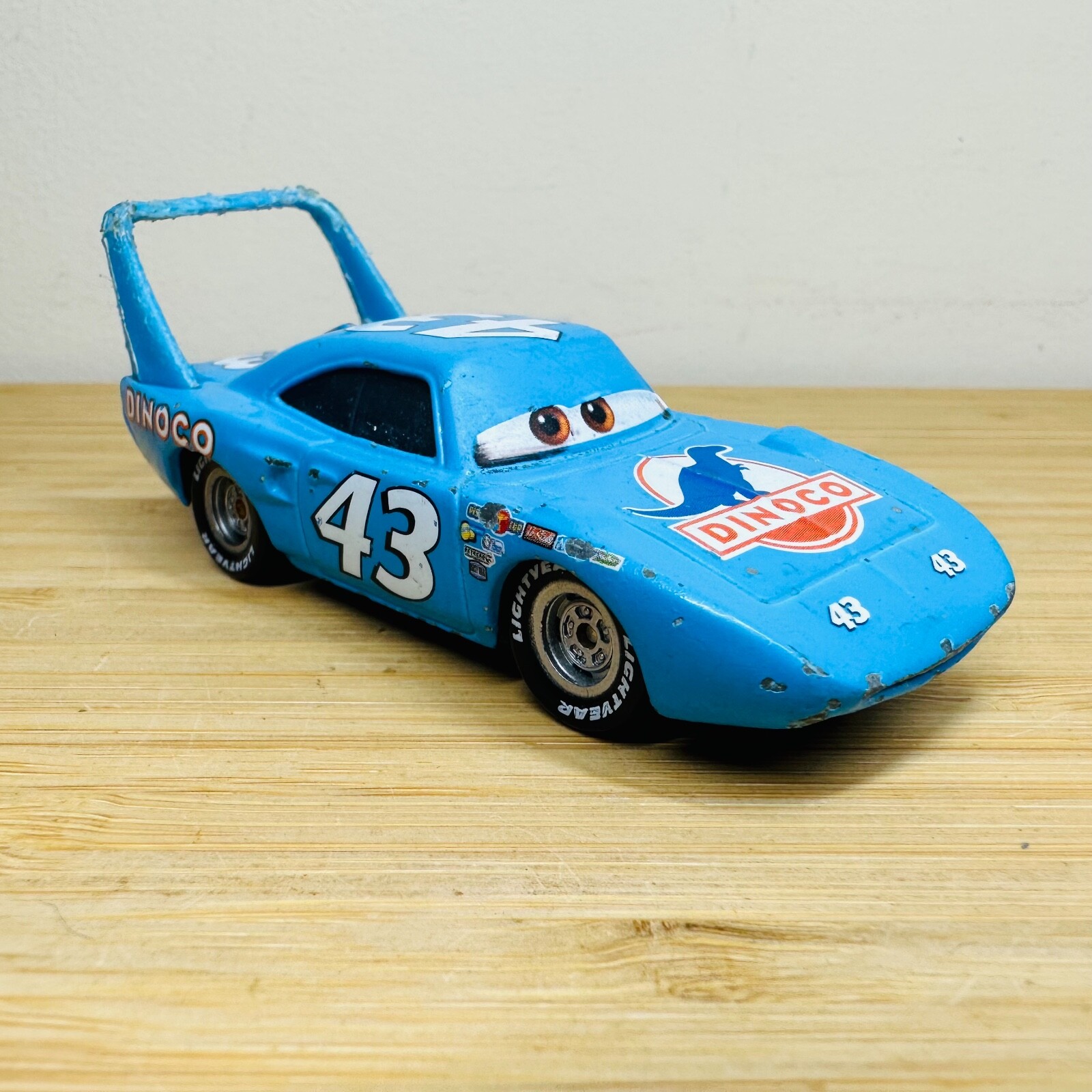 Disney Pixar Diecast Cars The King Strip Weathers Dinoco 43 eBay