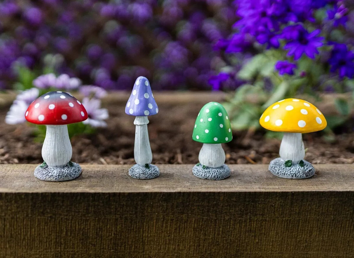 4pc Mini Toadstools Set Fairy Garden