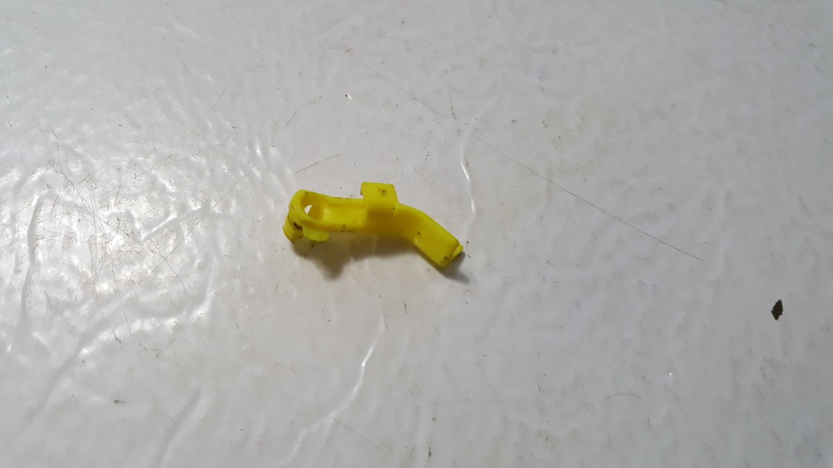 1997-2001 TOYOTA CAMRY DOOR LOCK cylinder LINKAGE CLIP OEM a241 | eBay