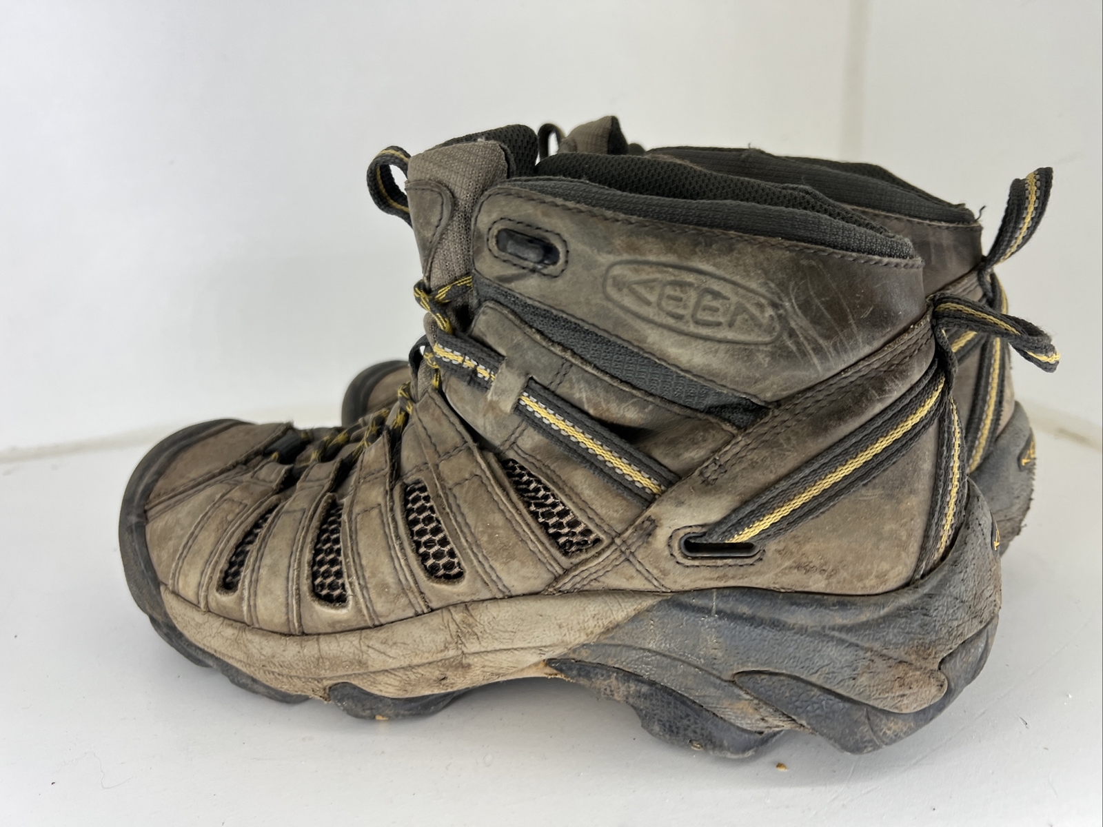 Stivali da trekking medi KEEN Voyageur taglia 10 5 da uomo 1010138 marroni