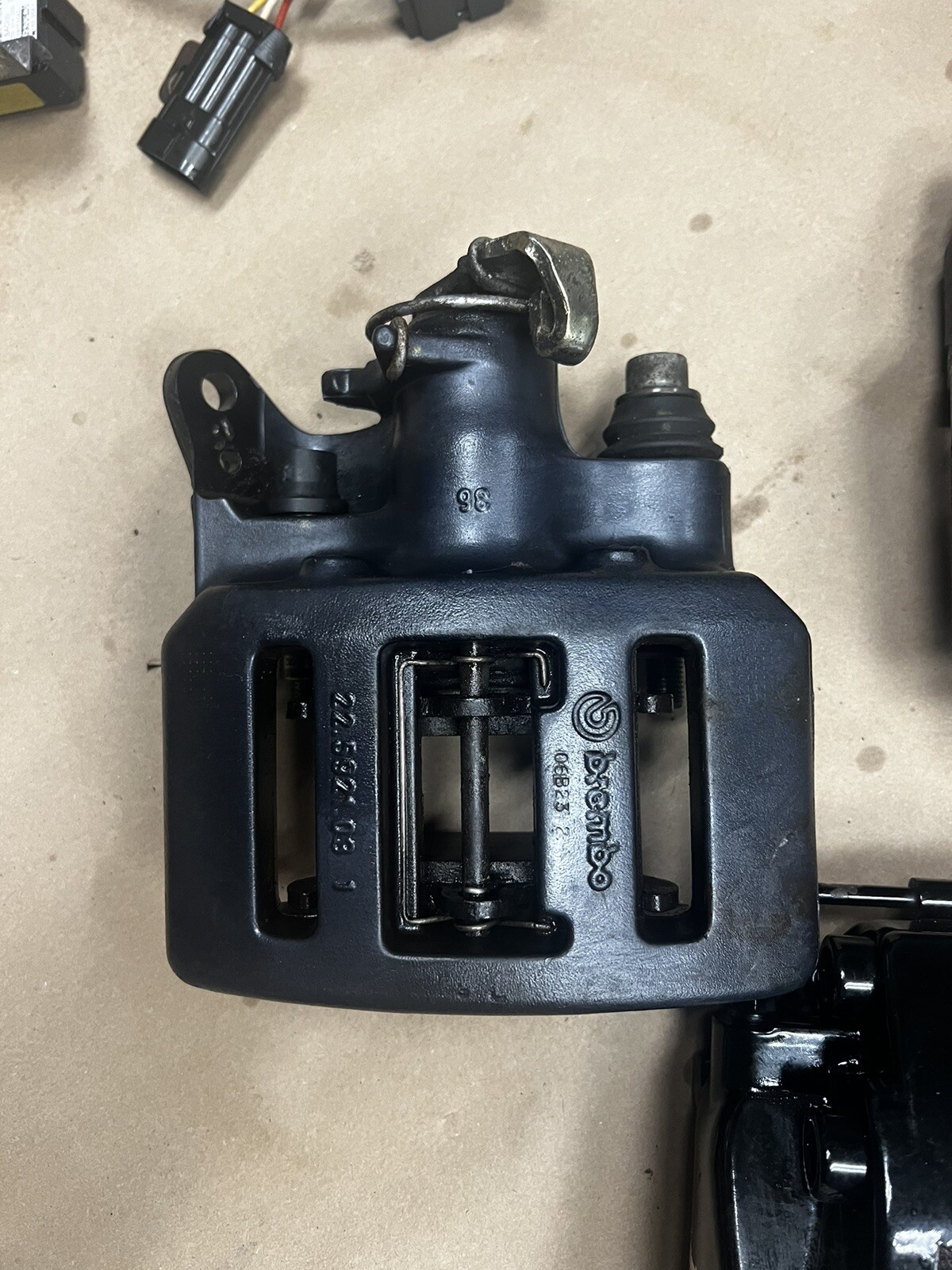 FERRARI F430 Right Rear Caliper for Hand Brake 175921 228022 donor 3500 miles