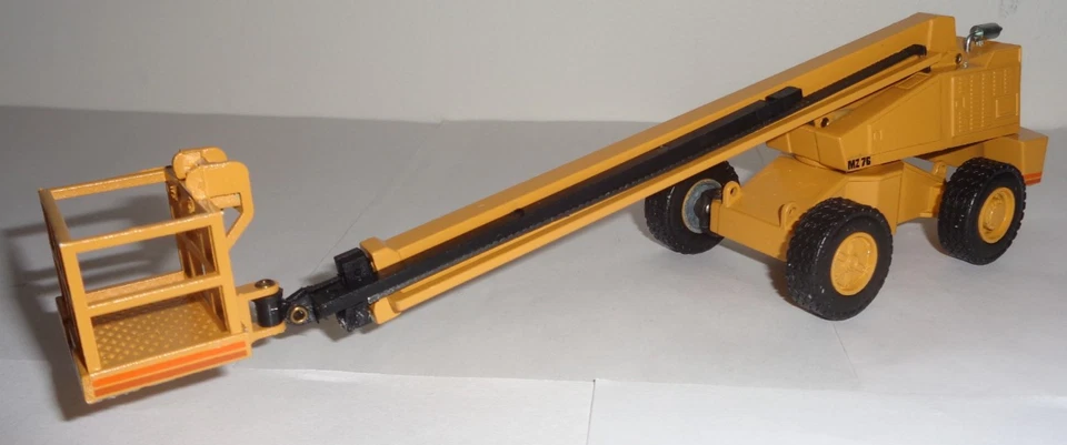NZG Ref #256 1/50 Grove MZ76 Straight Boom Aerial Lift - Image 2 of 4