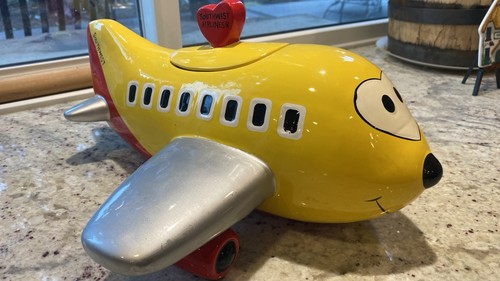 1998 Southwest Airlines T.J LUV Ceramic Aircraft Classic paint Heart Lid