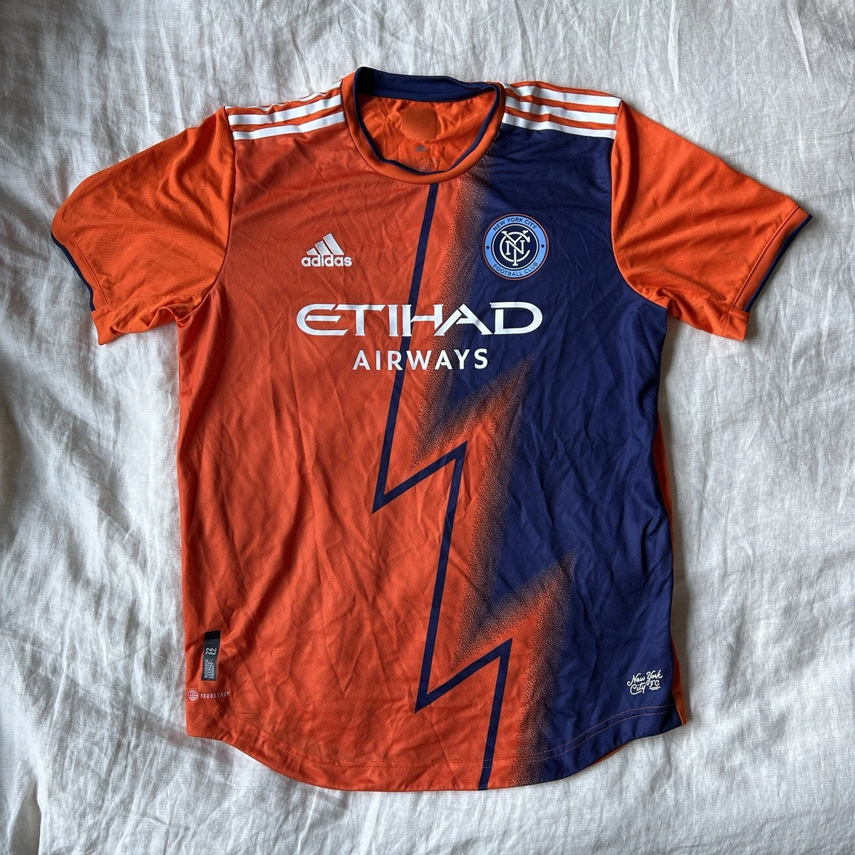 M【超希少・新品未使用】MLSニューヨーク・シティFC アディダス M 2026年最新】ニューヨーク・シティFCの人気アイテム - メルカリ