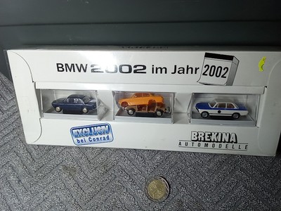 J100 Brekina Automodelle H0 1:87 BMW 2002 das Spitzenmodell ''O2-Reihe'' 3 Stck 