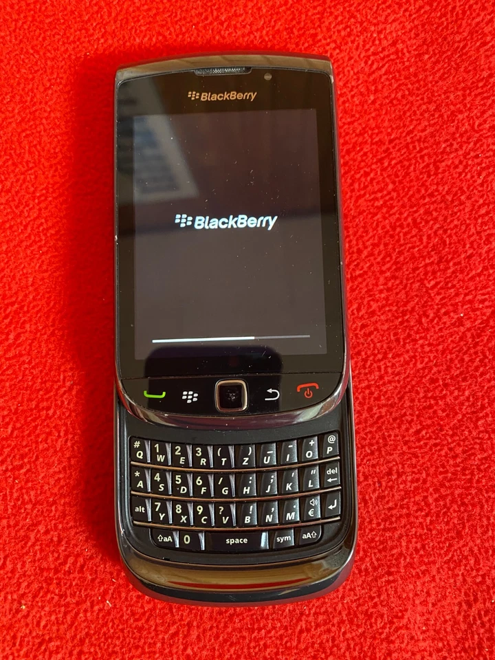 BlackBerry Torch 9800 Slider - 4 GB - Schwarz (Ohne Simlock) guter Zustand - Bild 2 von 4