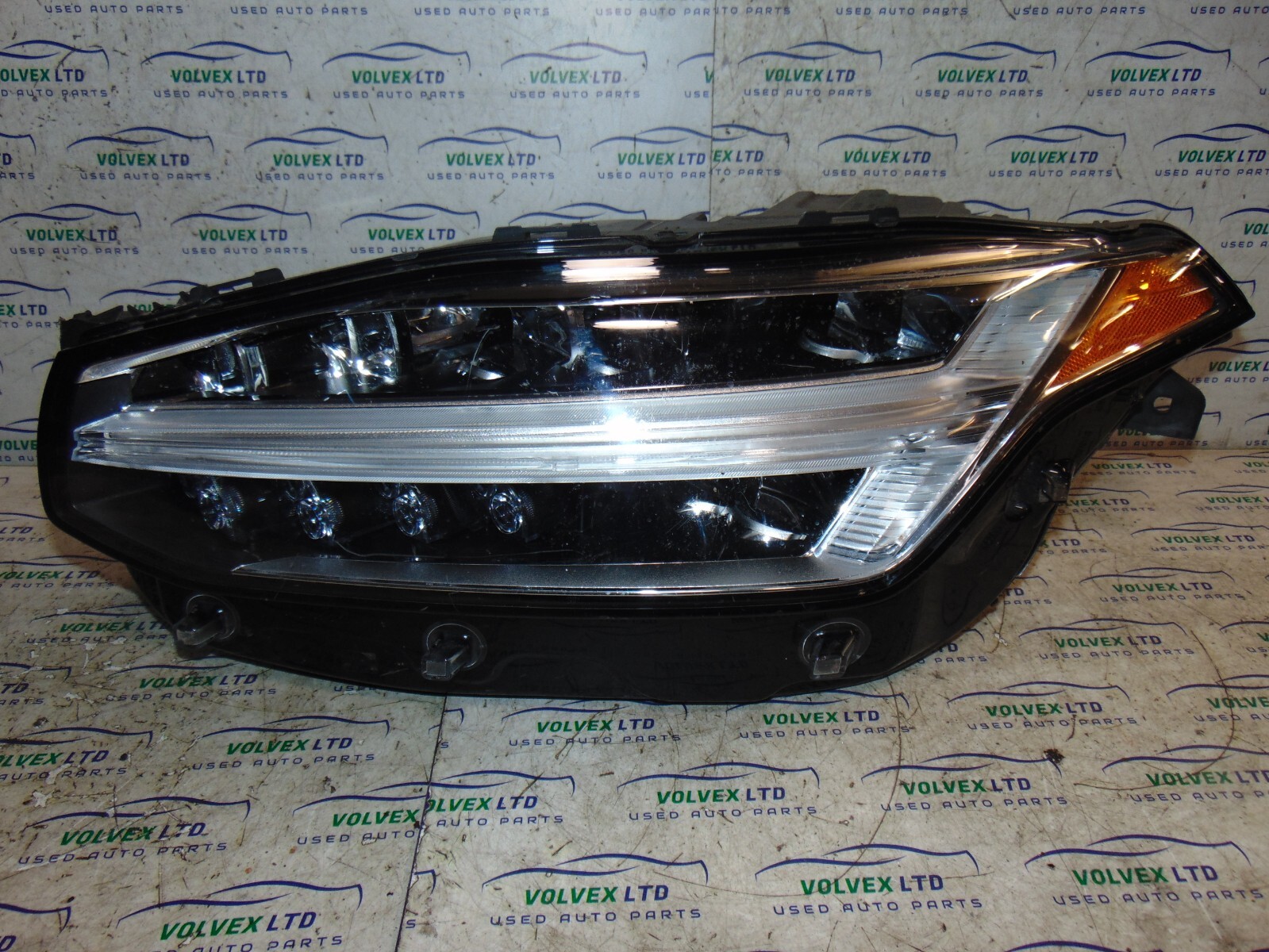 2015-2020 Volvo XC90 front left side LED headlight 31656986 | eBay 