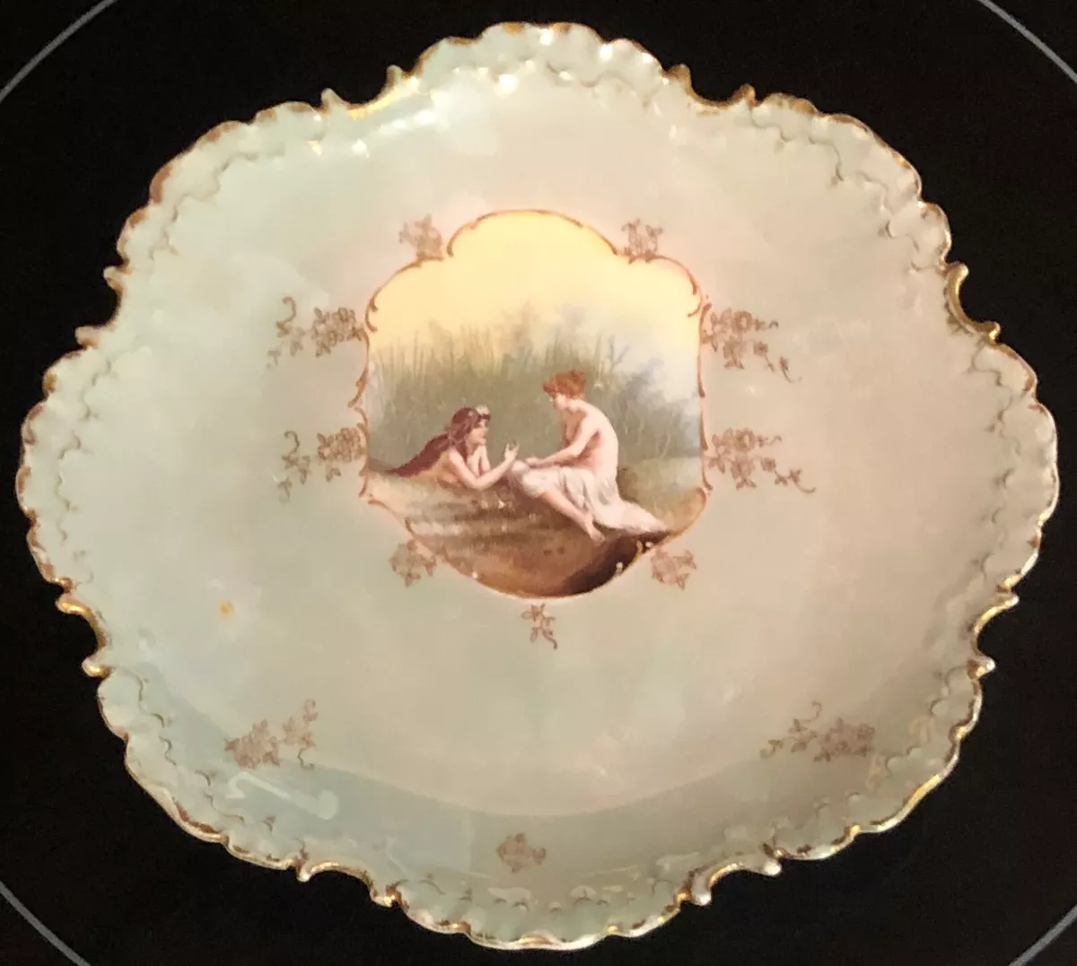 Antique Rosenthal Monbijou Bavaria Scalloped Portrait Cameo 8
