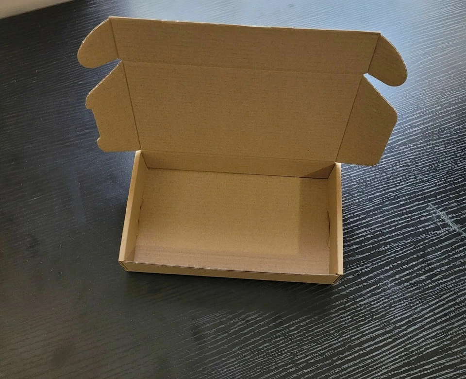 Lot of 50 Brown Corrugated Shipping Mailer Packing Box 8"x4"x1" (20x10x2.5 cm) - Image 3 of 4