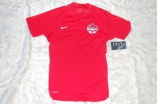 NEW Women&rsquo;s Nike Team Canada VaporKnit Red Soccer Jersey (Small) $165