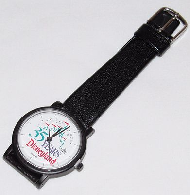 Vintage Lorus V511 Disneyland Watch s-l400.jpg main image 3