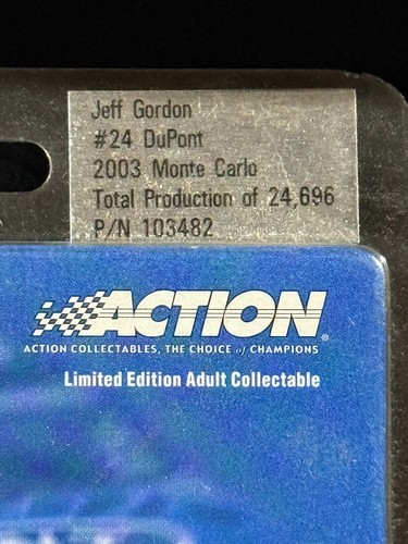 JG 2003 1/64 Action Racing Jeff Gordon #24 Dupont STD Flame car - Picture 2 of 2