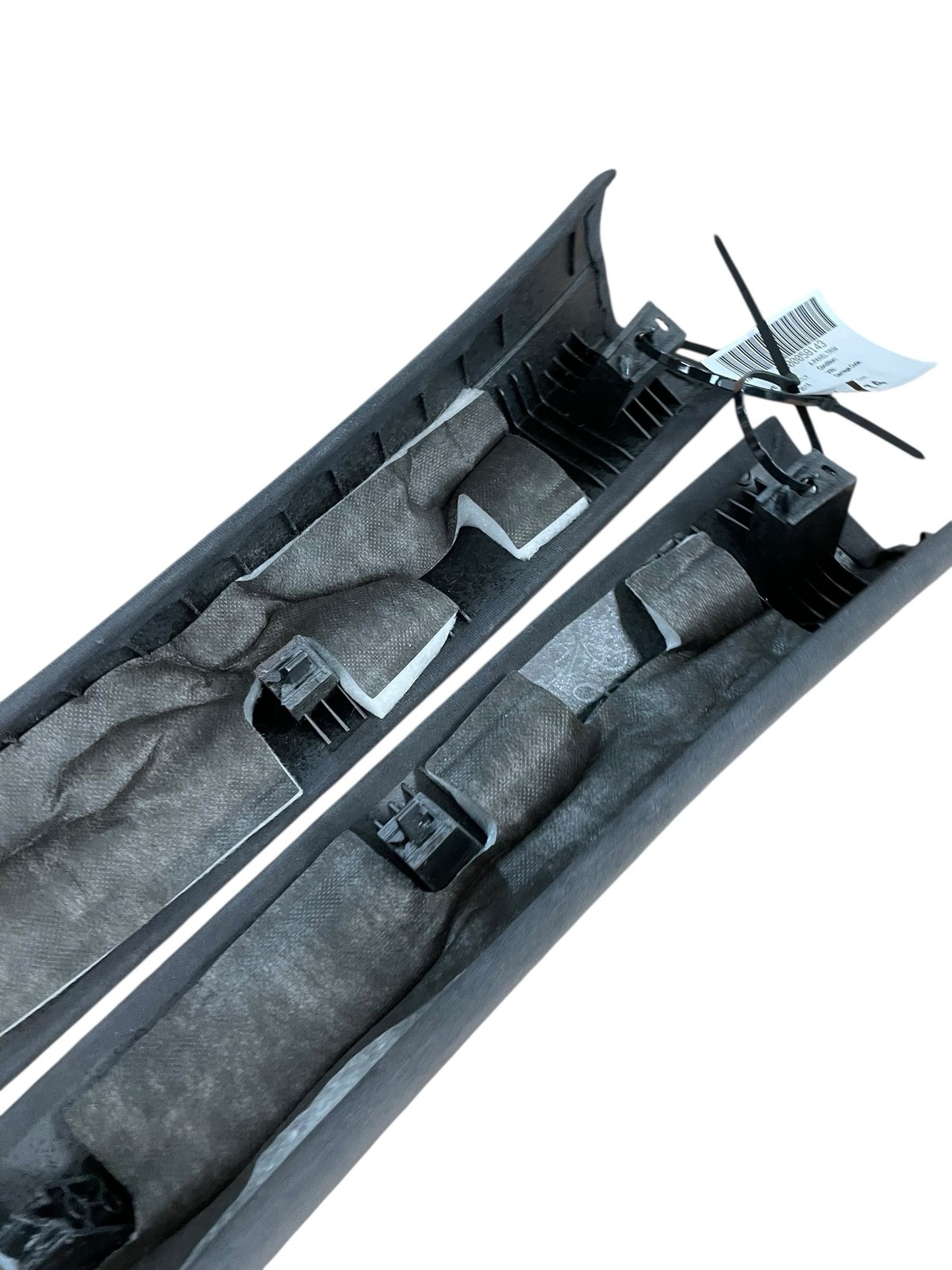 2015-2020 BENTLEY BENTAYGA Front Windshield A Pillar Trim Panel Set Left & Right