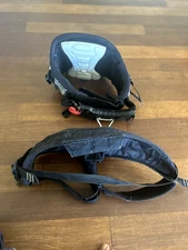 Dakine Kiteboarding Chest or Seat Harness Size Small Black with 8" Spreader Bar