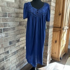 NOS VINTAGE Lorraine Nightgown Blue Lace Embroidered USA Nylon Women's M 16D1