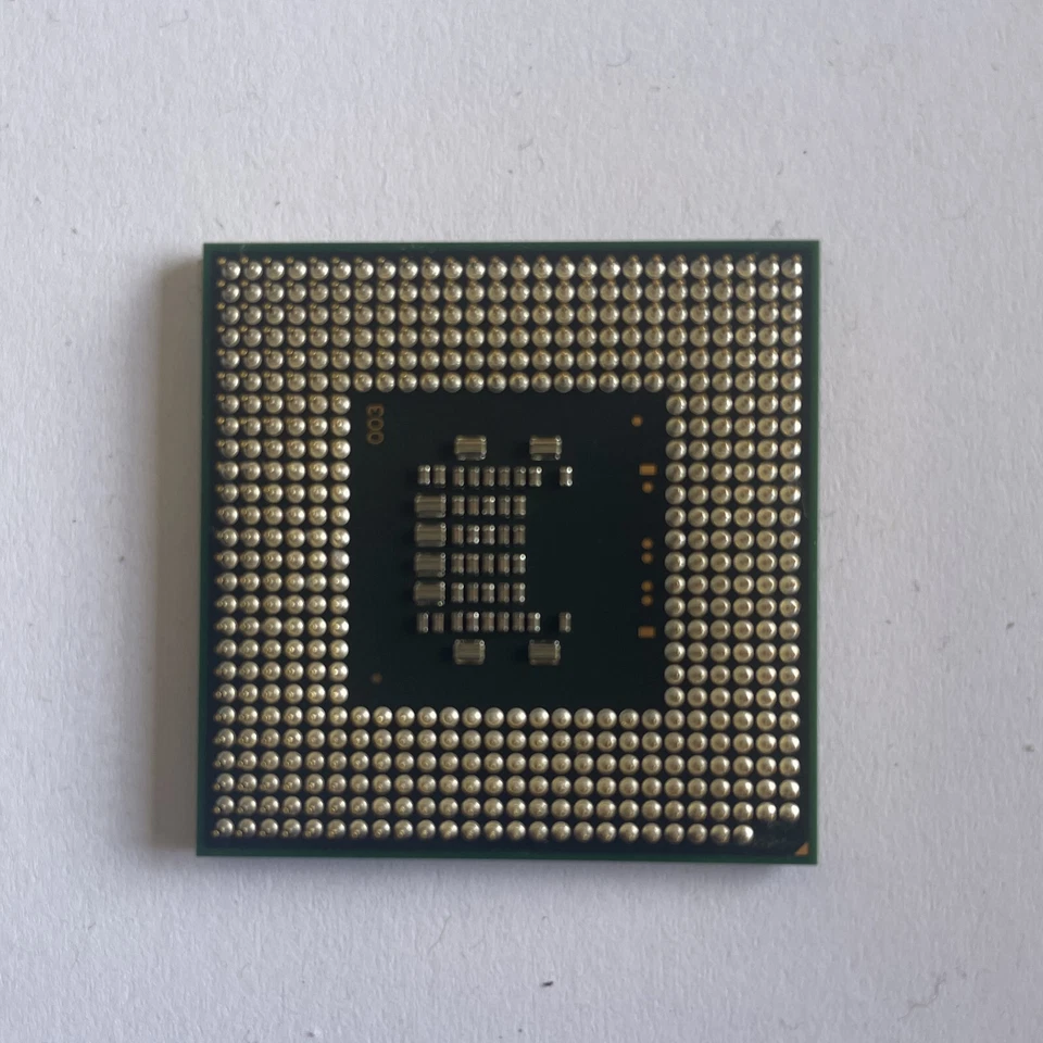 Intel Pentium CPU 2.16 GHz 1M Cache 667 Mhz T3400 Socket P Processor SLB3P - Image 2 of 2