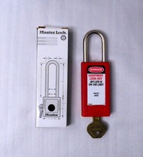 Kłódka bezpieczeństwa Master Lock Lockout czerwona Zenex™ Termoplastyczna 411CZERWONA