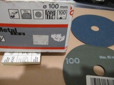 BOX OF 49 BOSCH BLUE METAL SANDING DISC MADE IN GERMANY