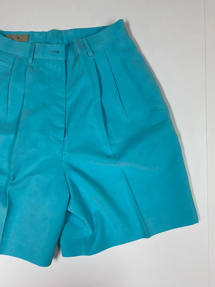 Cutter & Buck Womens Shorts 4 blue chino - Image 2 of 4