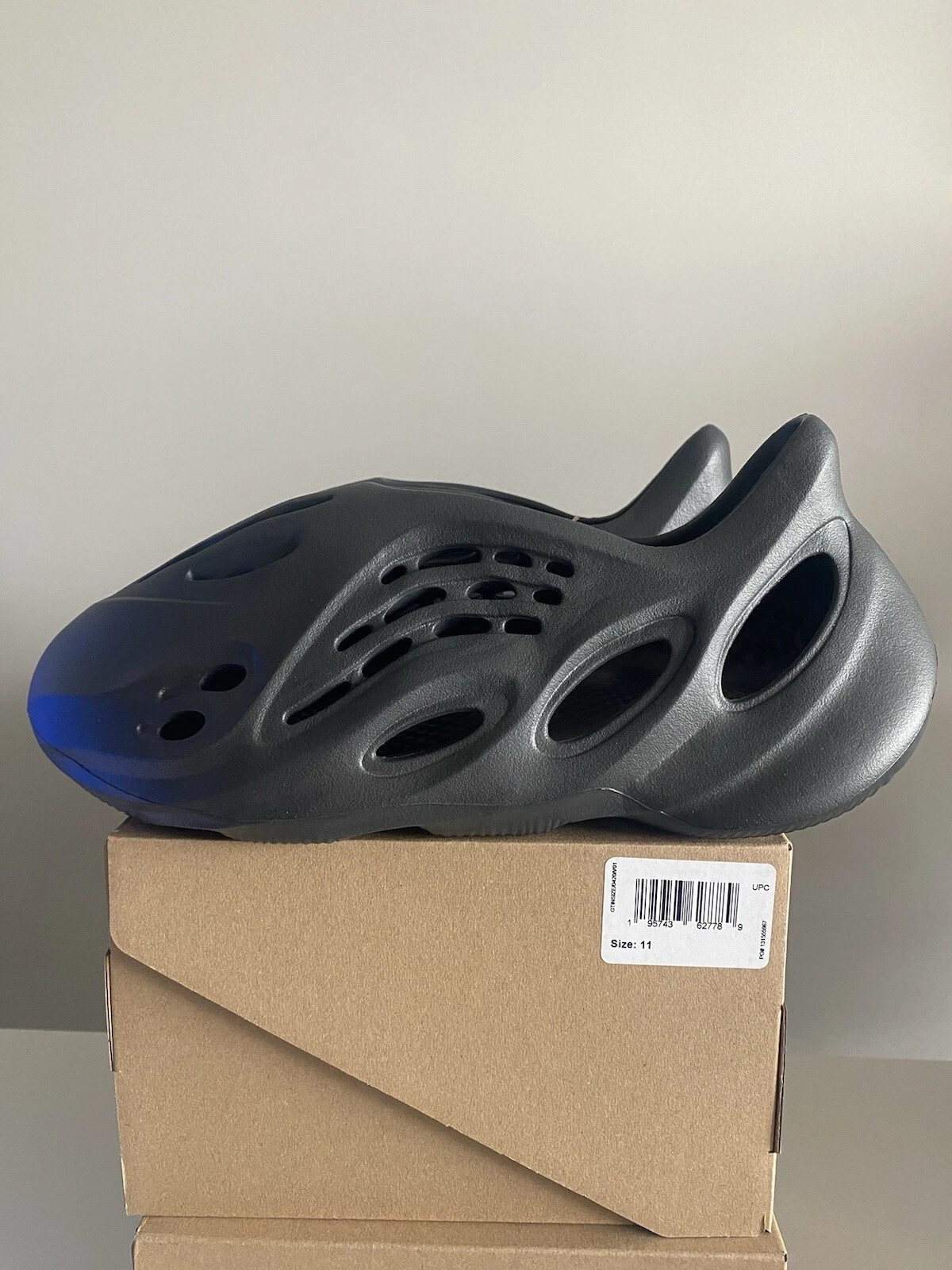 Adidas Yeezy schiuma RNR HP8739