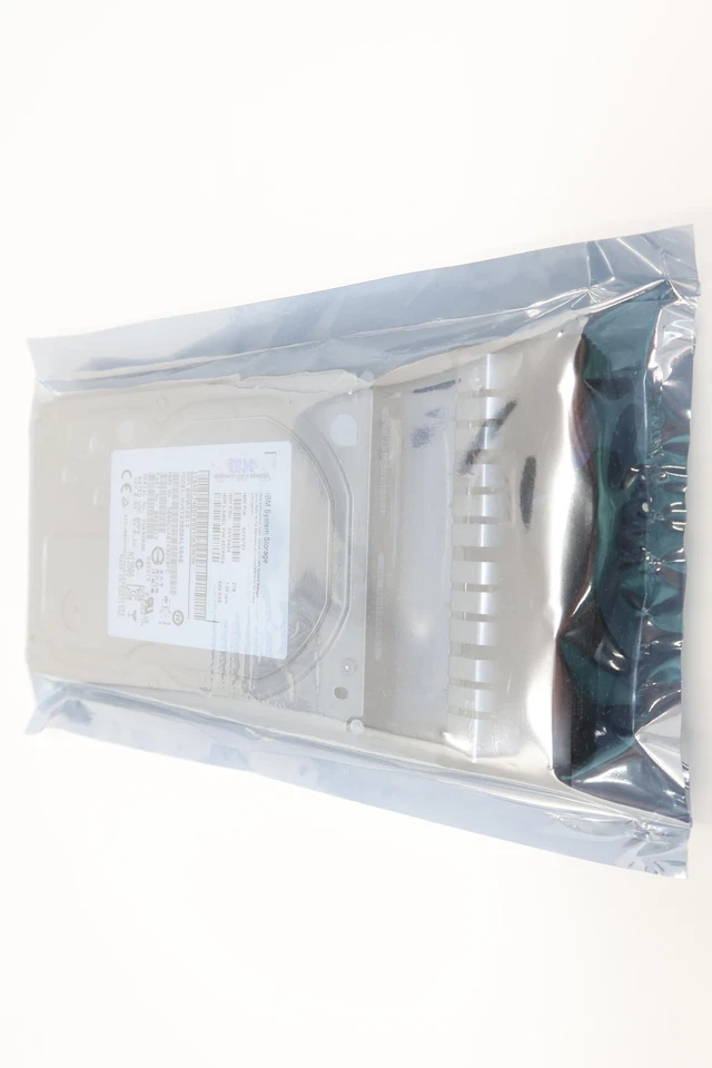 00Y2424 00Y5701 00Y5909 IBM 2TB 7.2K 6Gbs 3.5" SAS Hard Drive - Image 2 of 3