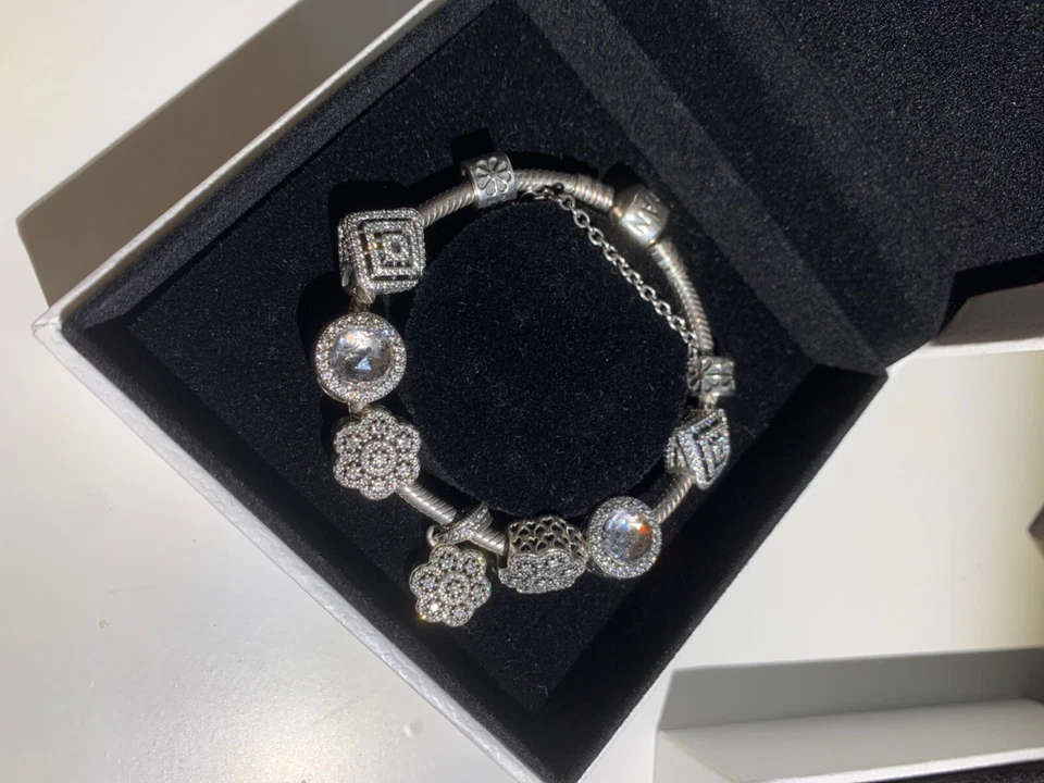 genuine pandora bracelet with charms used - Image 4 of 4