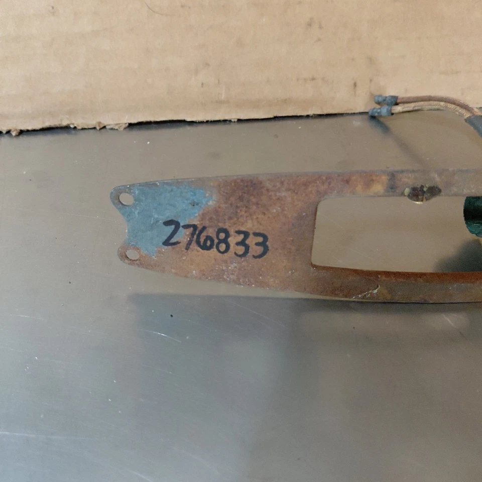 1941 Studebaker Commander & President Tail Light Base Plate Assembly With Socket - Image 4 of 4