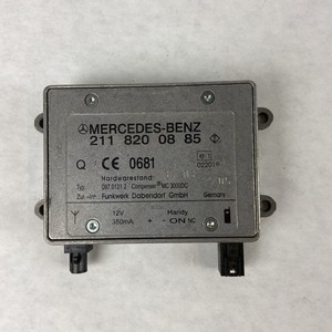 Mercedes W169 - Steuergerät Antenne Antennenverstärker   2118200885