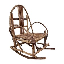 Sedia a dondolo vintage fatta a mano con bastone in legno - per bambole e giocattoli. 