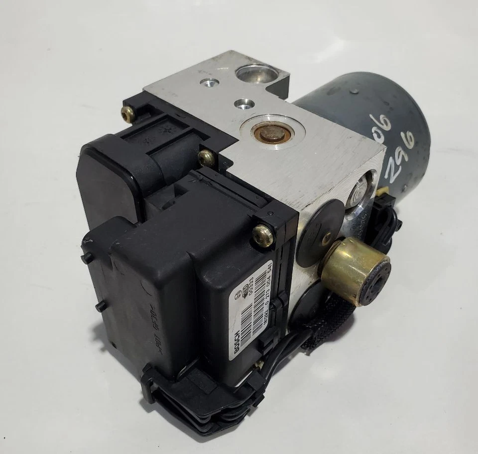 Porsche Boxster 2001 OEM bomba de freno antibloqueo ABS automática 0273004541 Foto 2 de 4