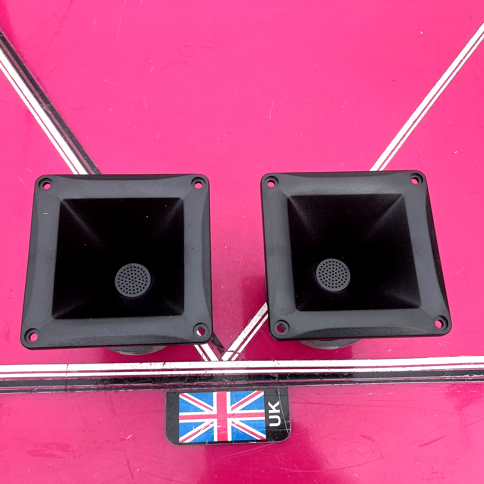 Compression horn-tweeters x2 4.5""x4.5"" actual flare size 115x 115mm 120watts max